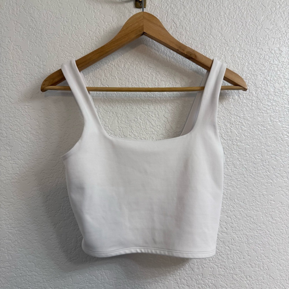 Express Body Contour Square Neck Crop Top Size M